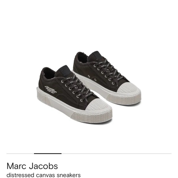 Marc Jacobs Black Signature Classic casual distressed Canvas Sneakers! NWOT! - Picture 10 of 10